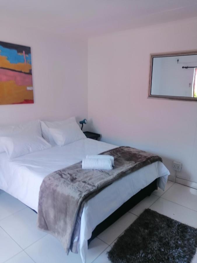 Niilo'S Guesthouse Рунду Экстерьер фото
