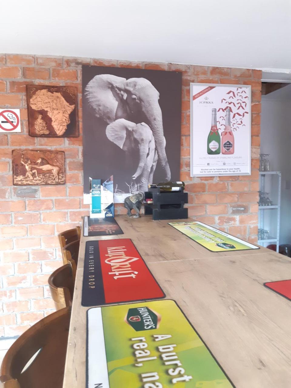 Niilo'S Guesthouse Рунду Экстерьер фото